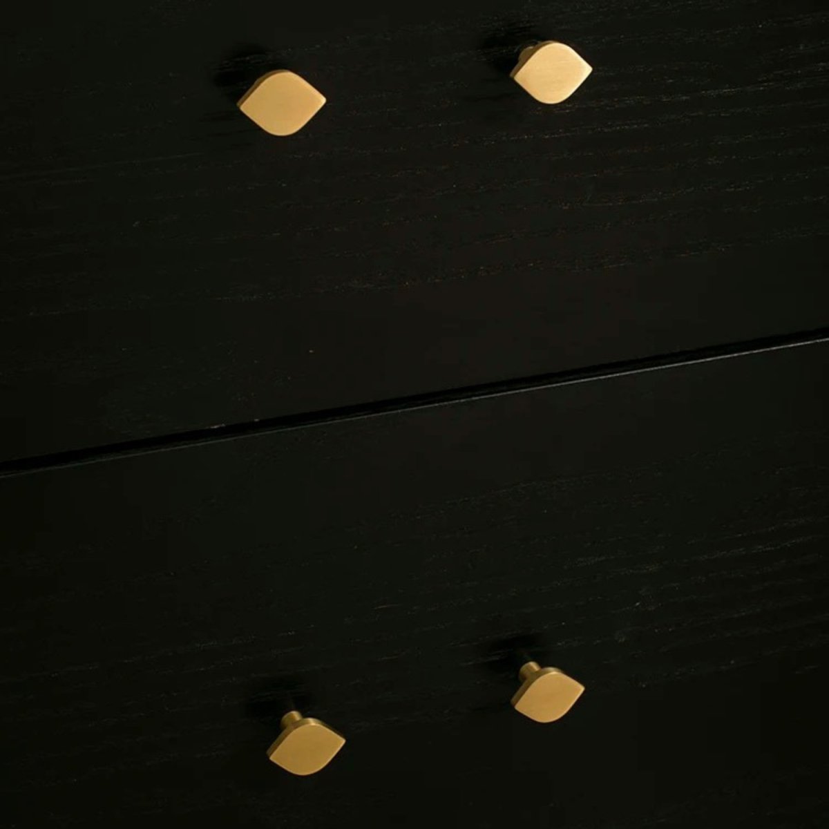 Halix Knob & Pull Bar