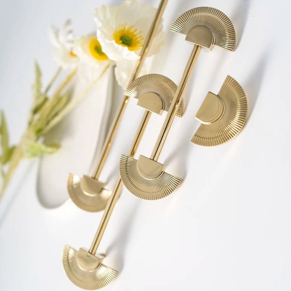 Elvar Knob & Pull Bar