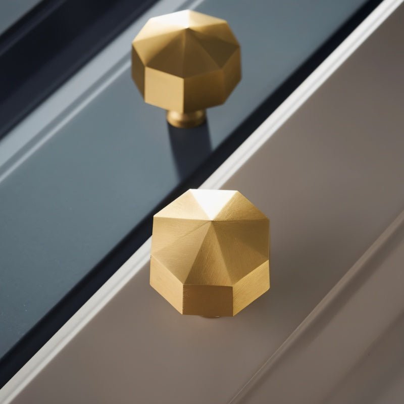 Helor Knob