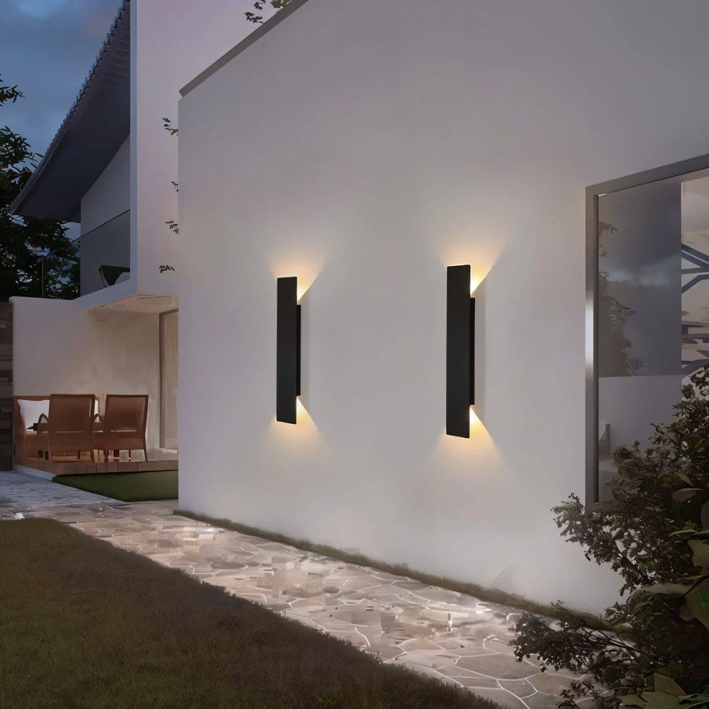 Halen Outdoor Wall Lamp