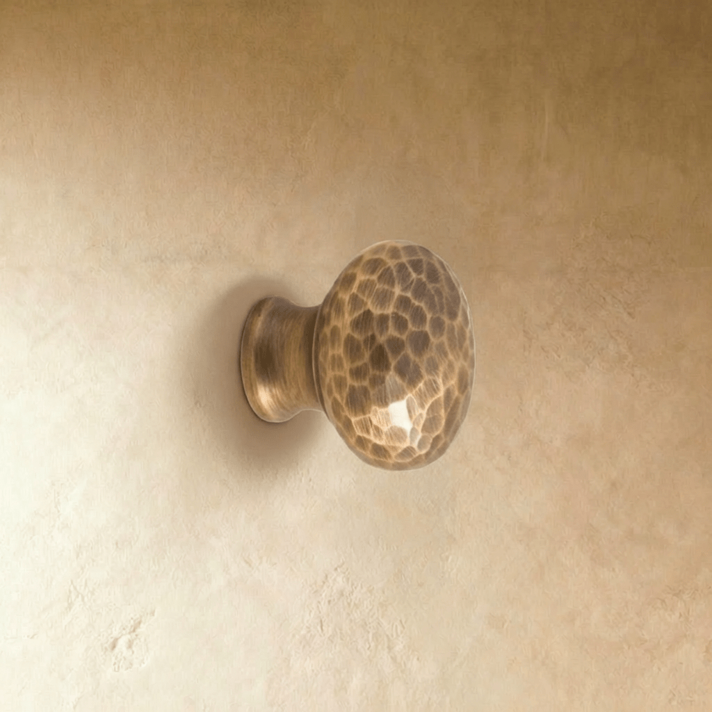 Ivren Knob