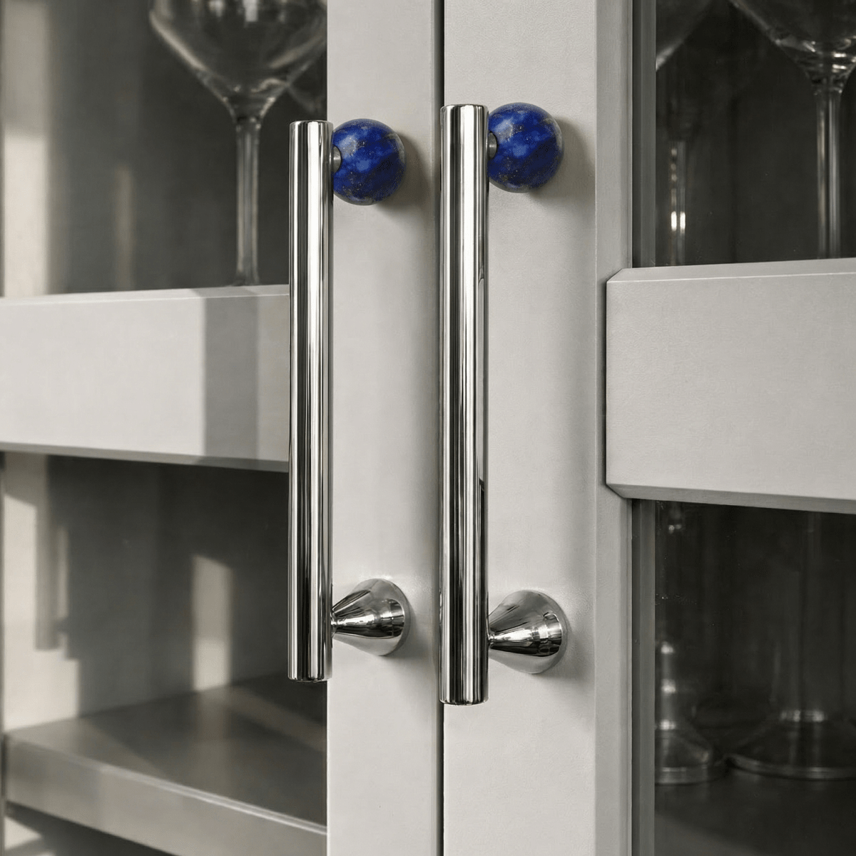 Zyra Crystal Knob & Pull Bar