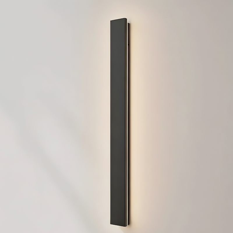 Linea Outdoor Wall Lamp