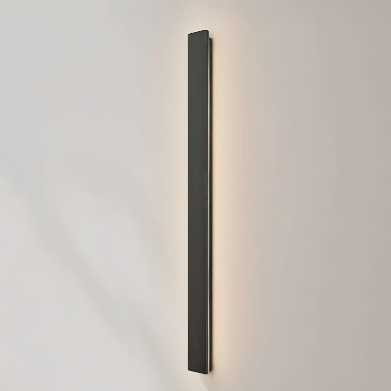 Linea Outdoor Wall Lamp