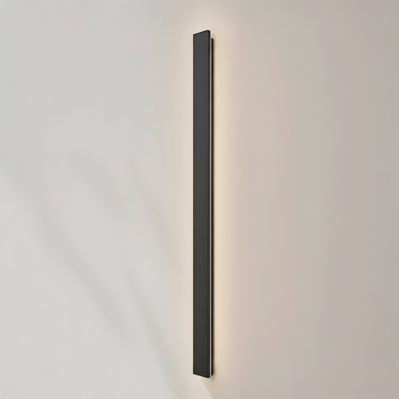 Linea Outdoor Wall Lamp