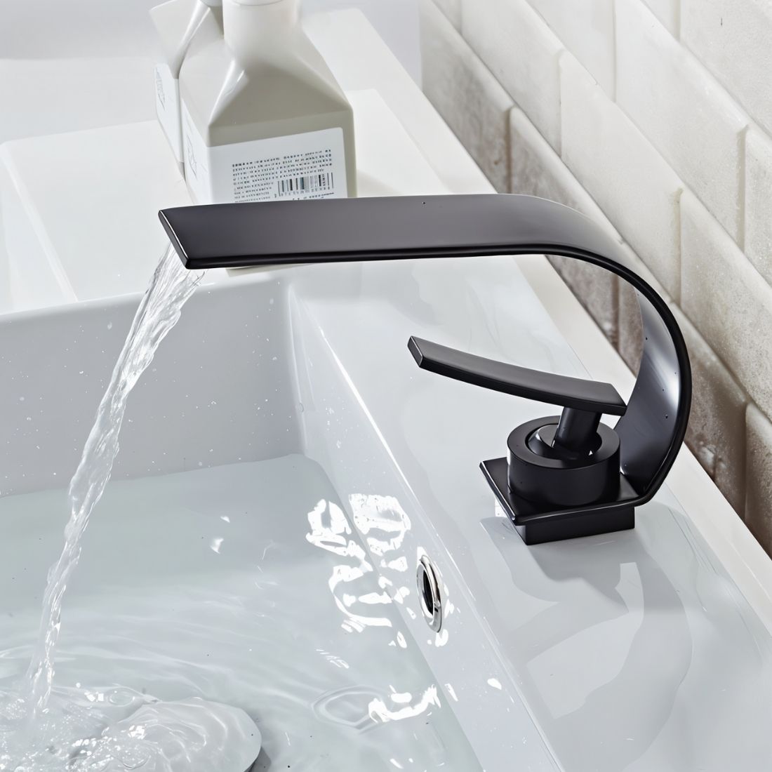 Averix Bathroom Faucet