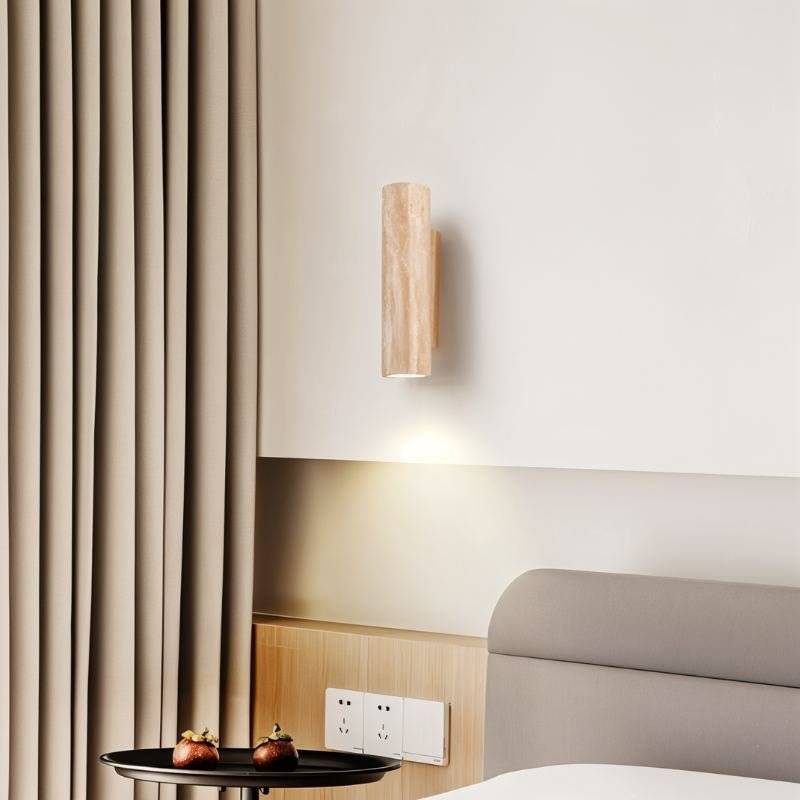 Briva Wall Lamp