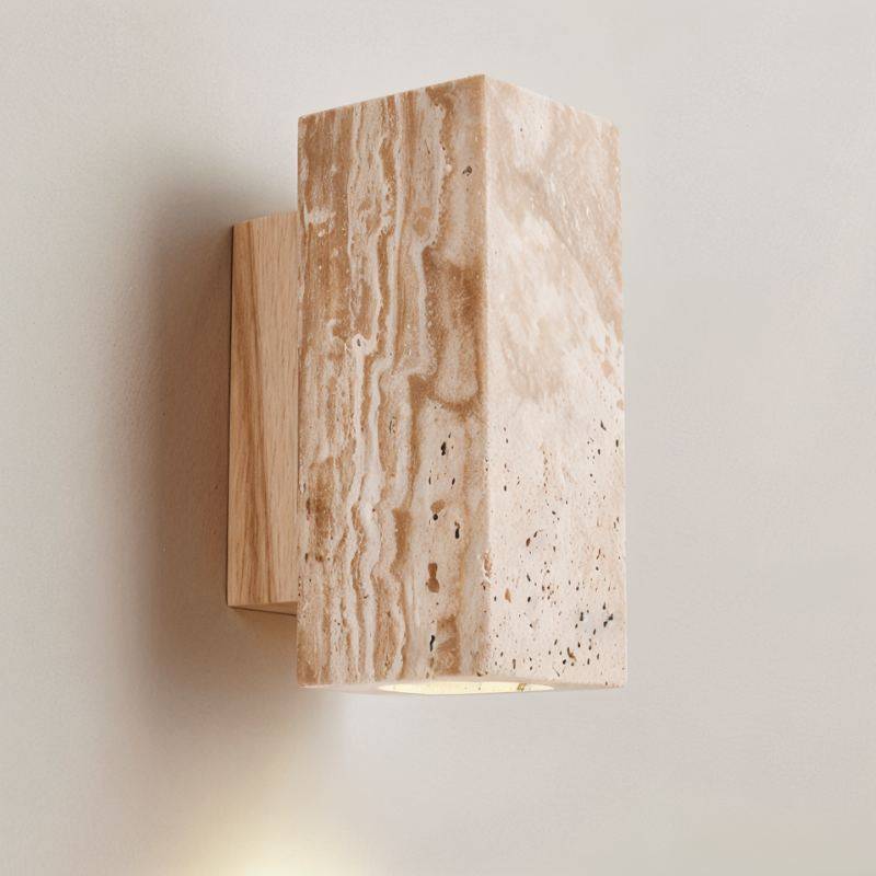 Briva Wall Lamp
