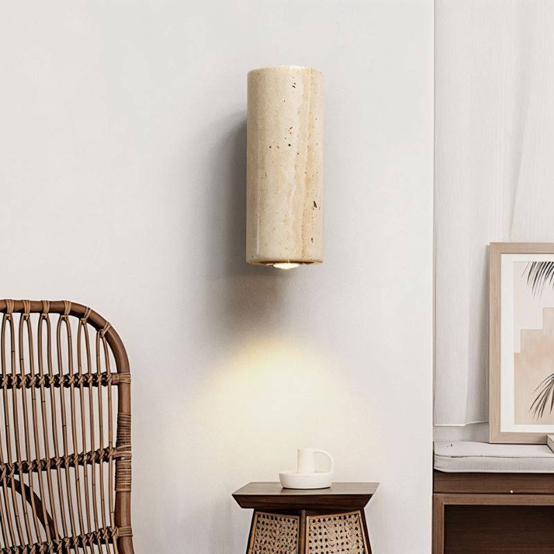 Briva Wall Lamp