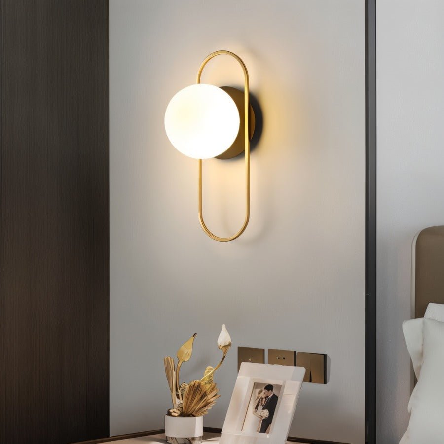 Vesta Wall Lamp