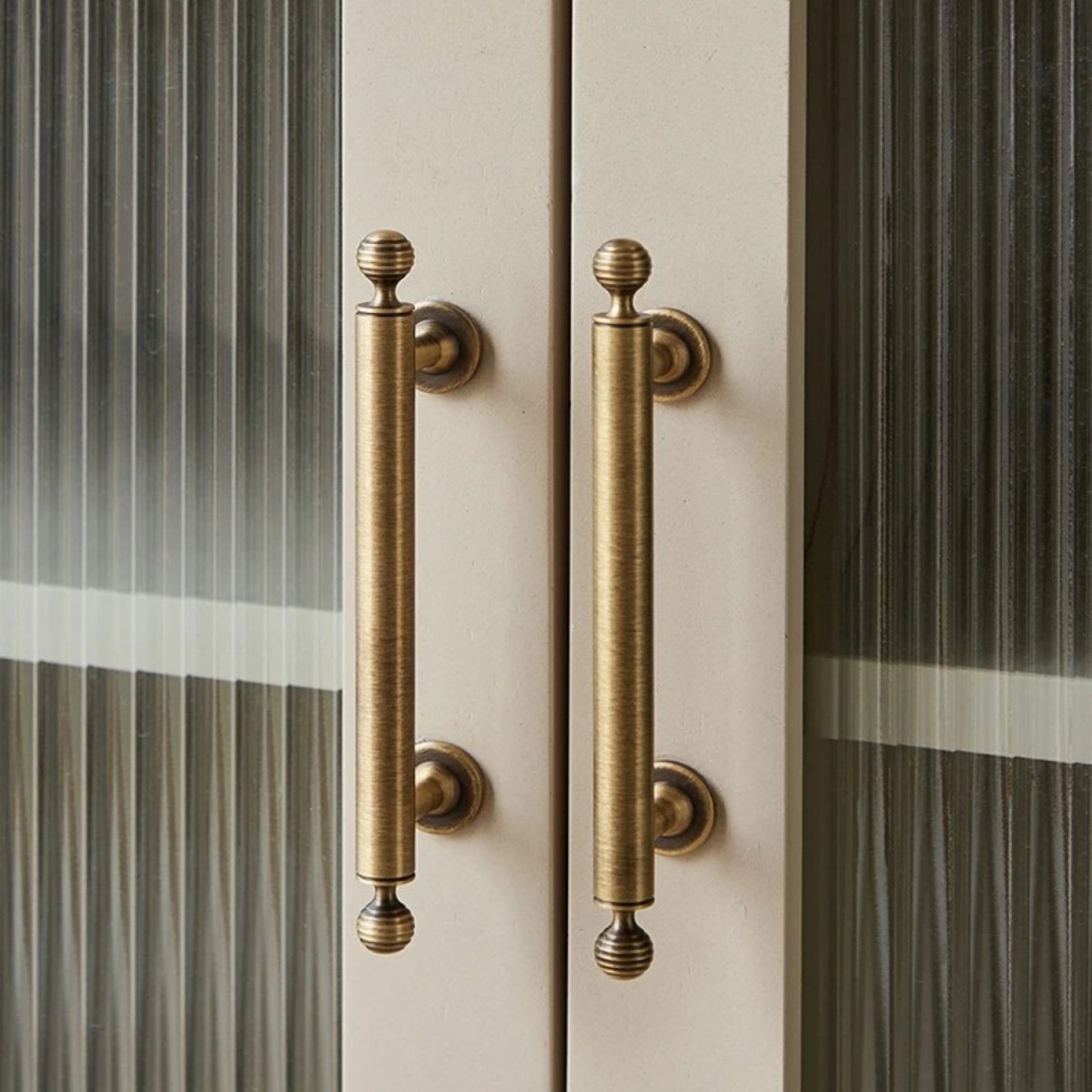 Cavix Knob & Pull Bar