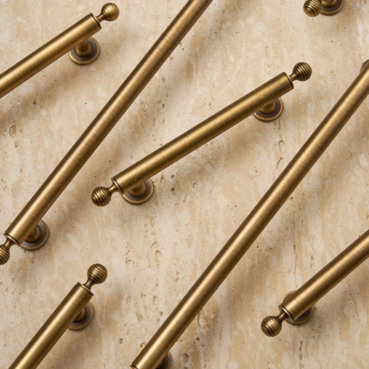 Cavix Knob & Pull Bar