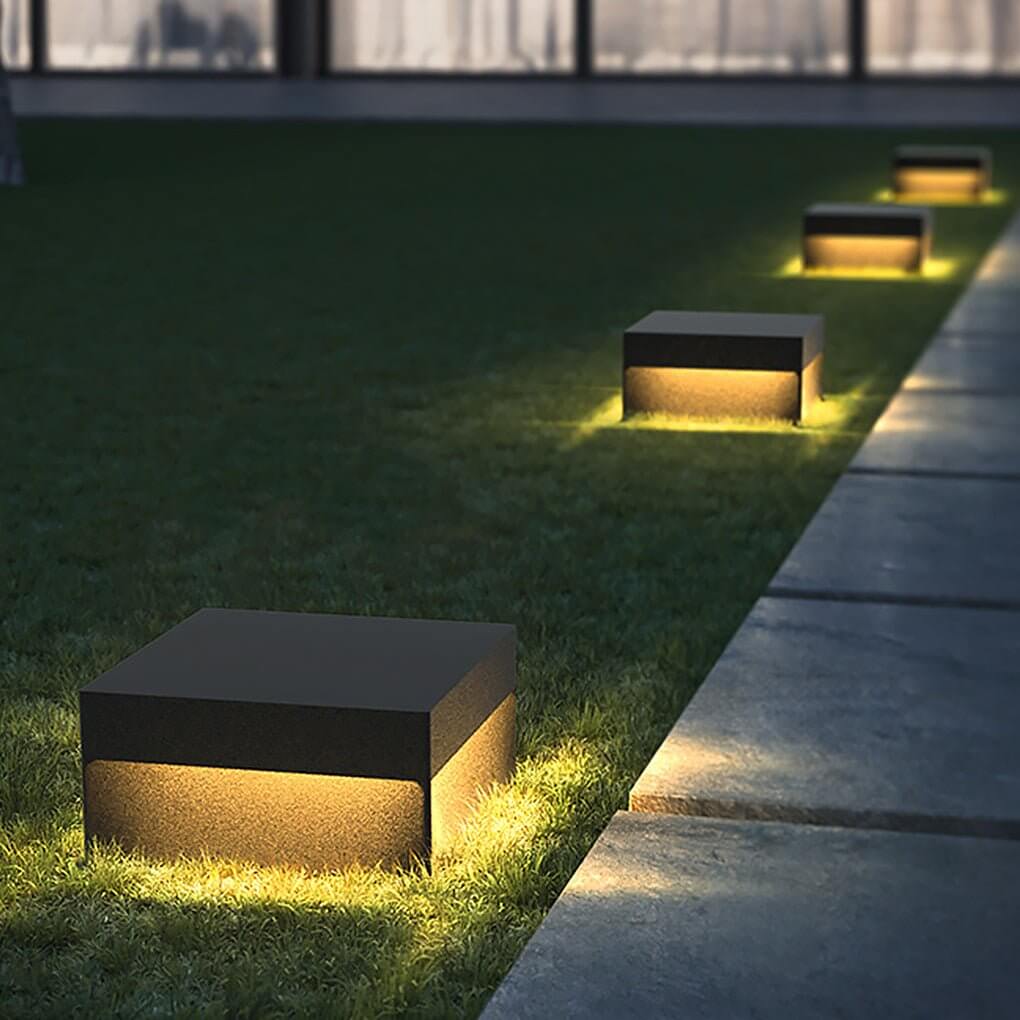 Korin Outdoor Post Light