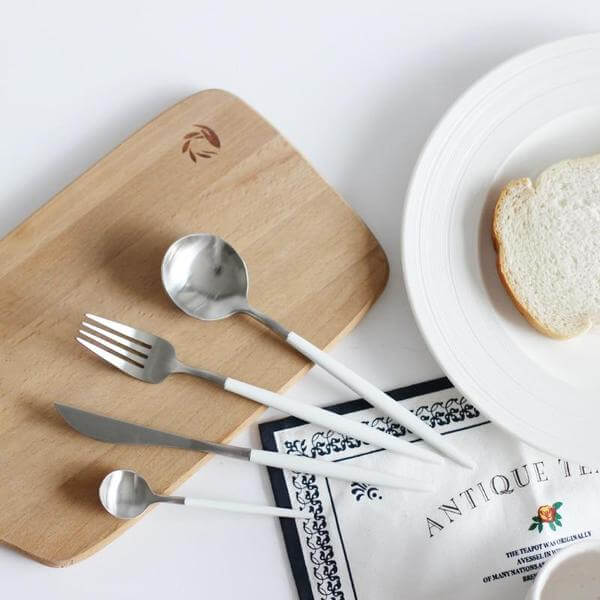 Kira White Silver Flatware Set (24pc)
