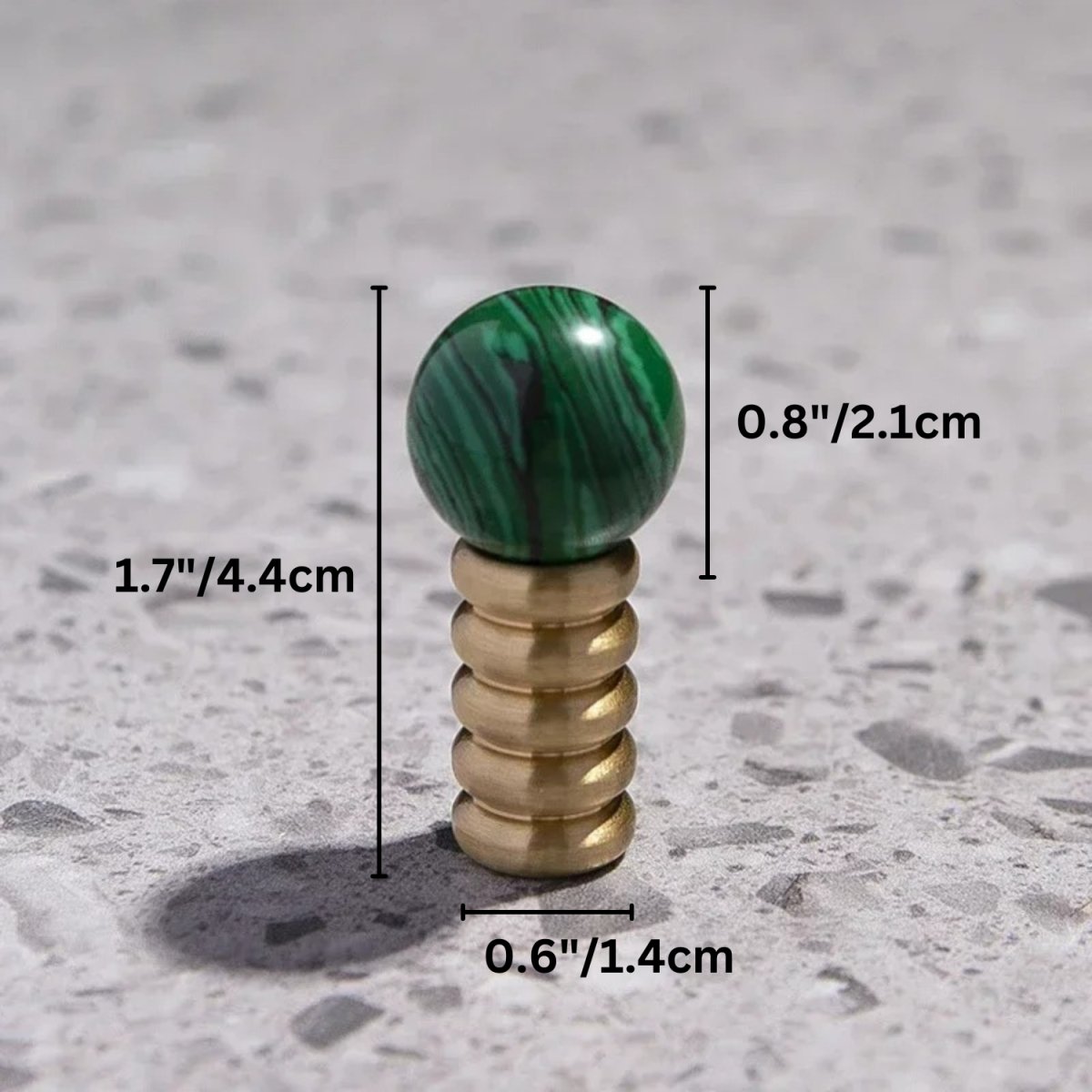 Alia Crystal Knob