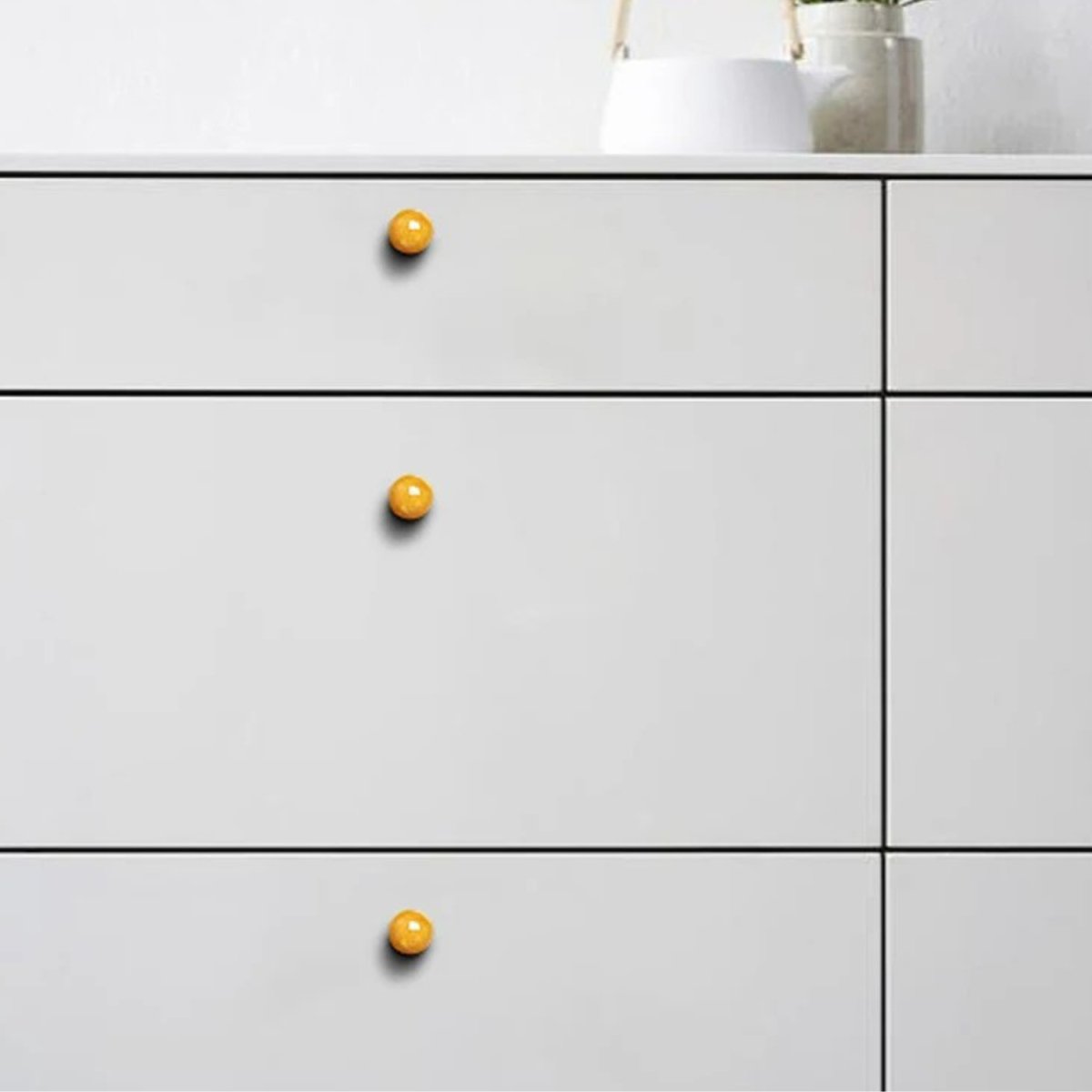 Alia Crystal Knob