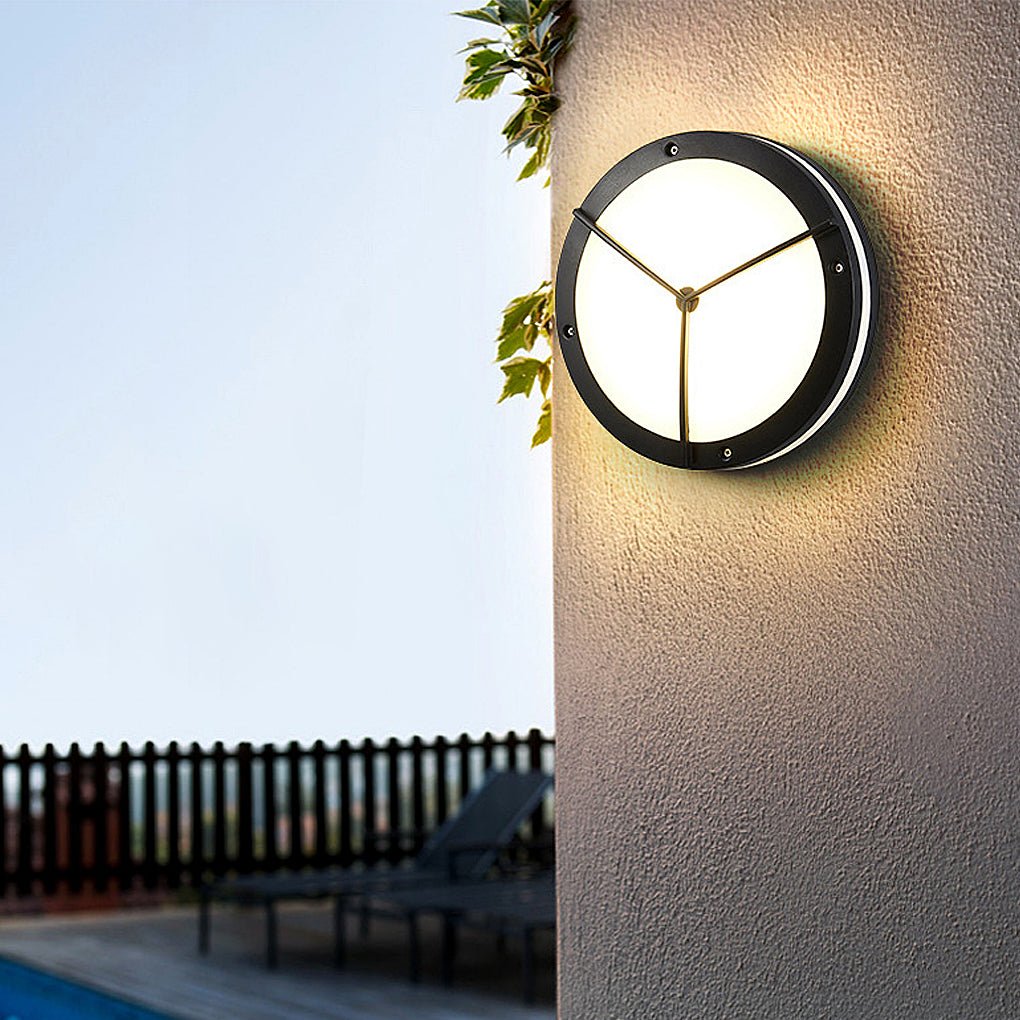 Quaro Outdoor Light