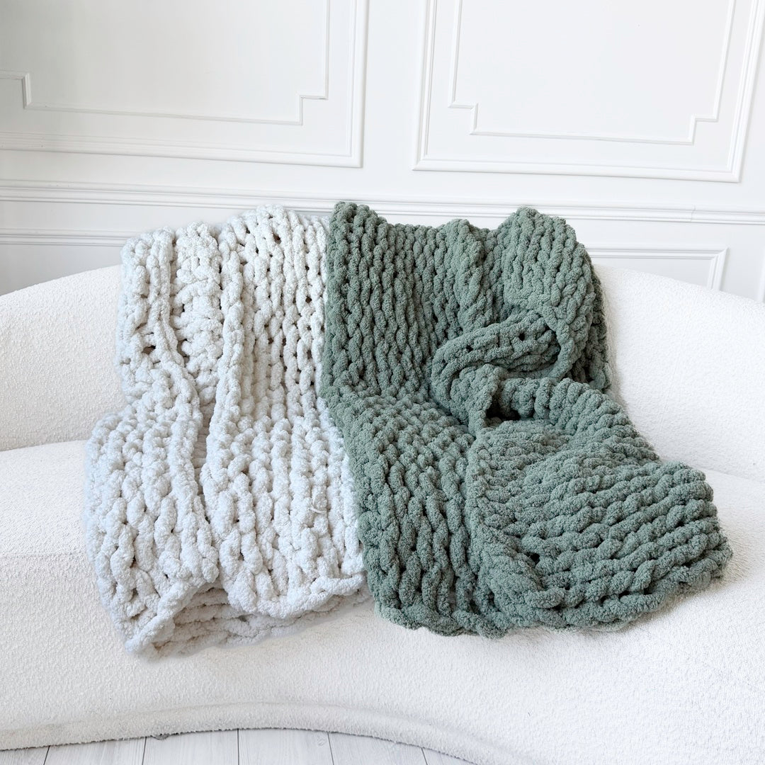 Sorra Luxe Chunk Knit Blanket