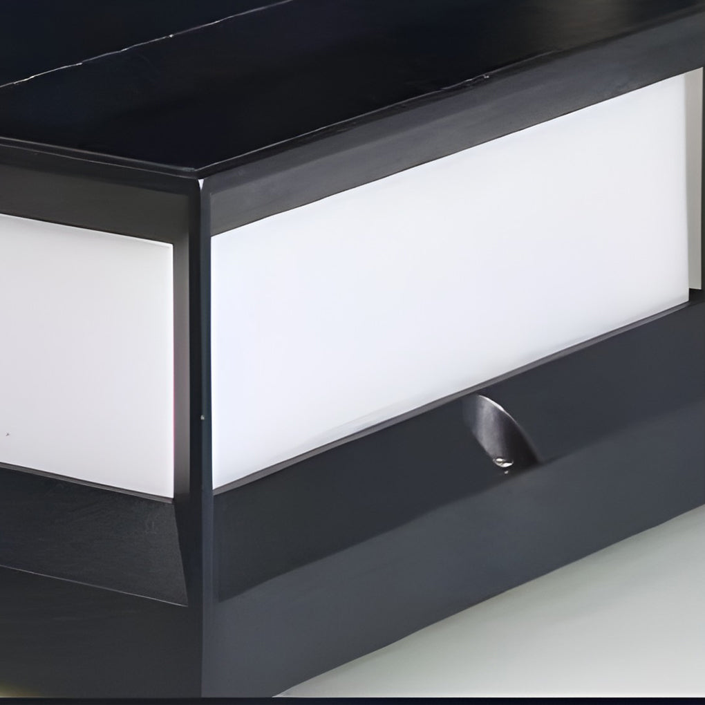 Belya Outdoor Post Light