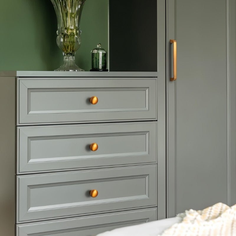 Brenik Knob & Pull Bar