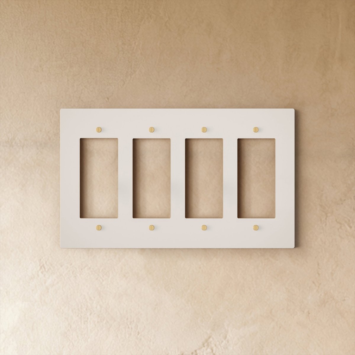 Alvor Brass Plate (White with Brass)