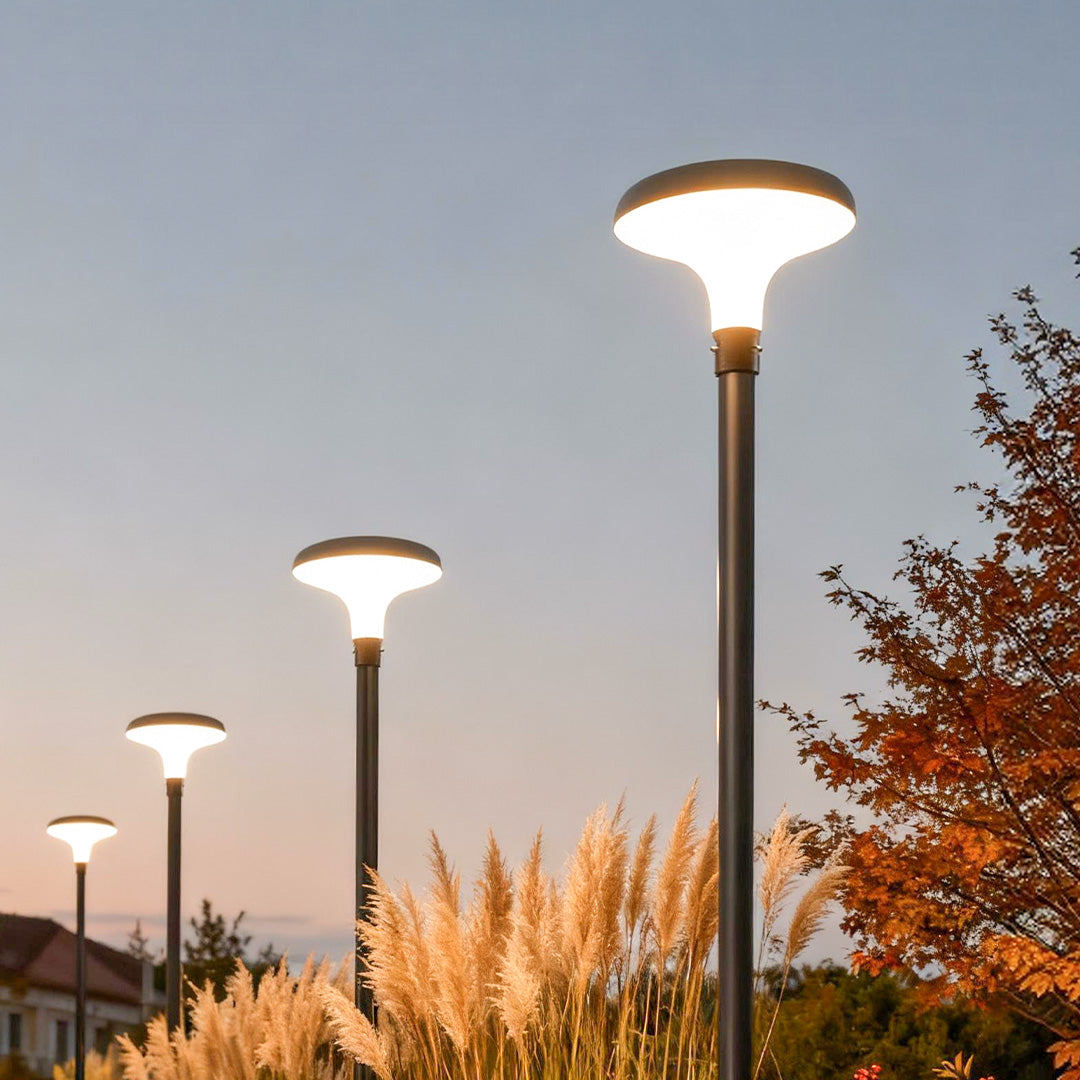 Belor Solar Post Light