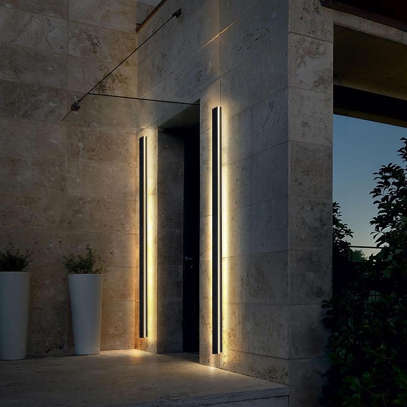 Phael Outdoor Wall Lamp