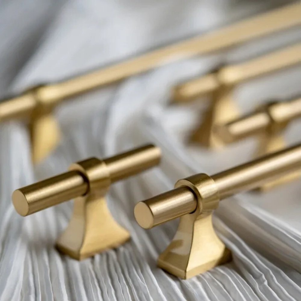 Arel Knob & Pull Bar