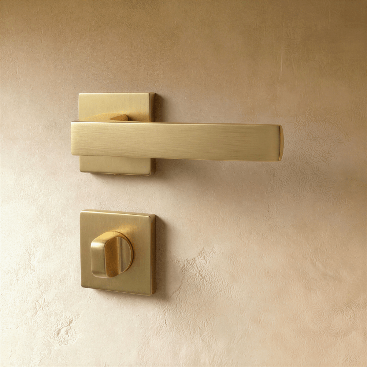 Voren Handle and Lock