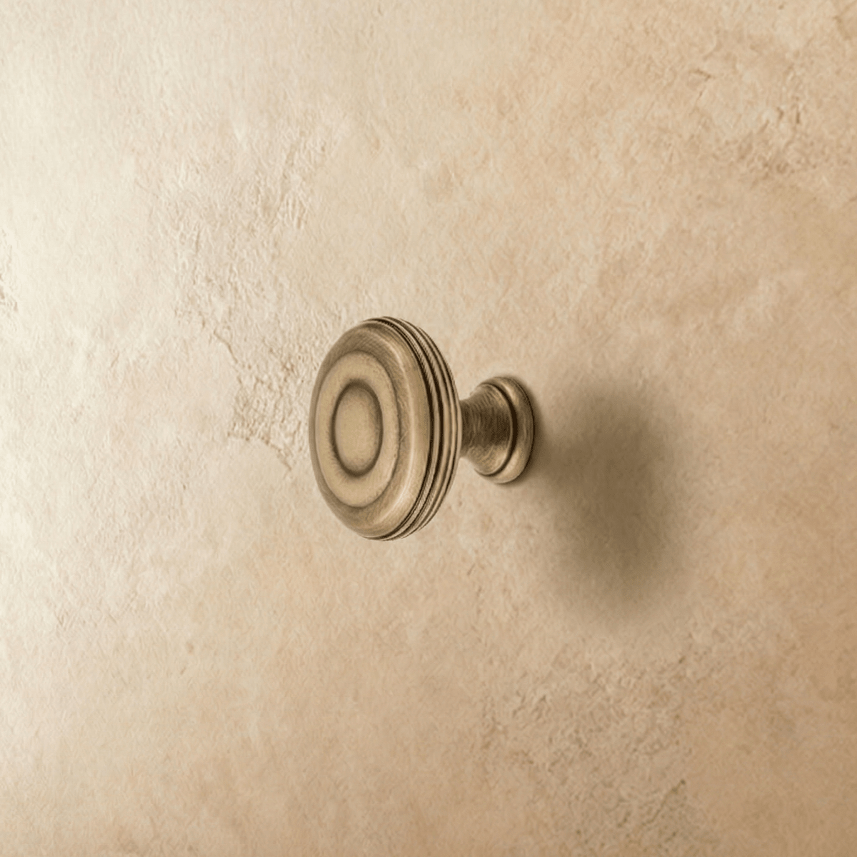 Ulrix Knob & Pull Bar